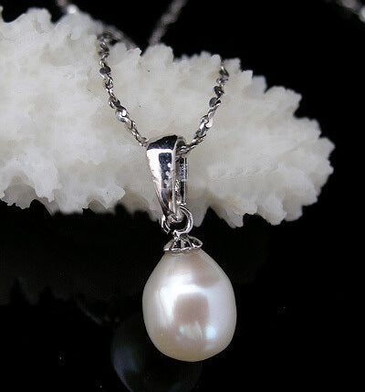 925 Silver Pearl Pendant by Guifeier Jewelry